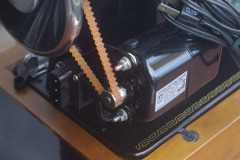 l23